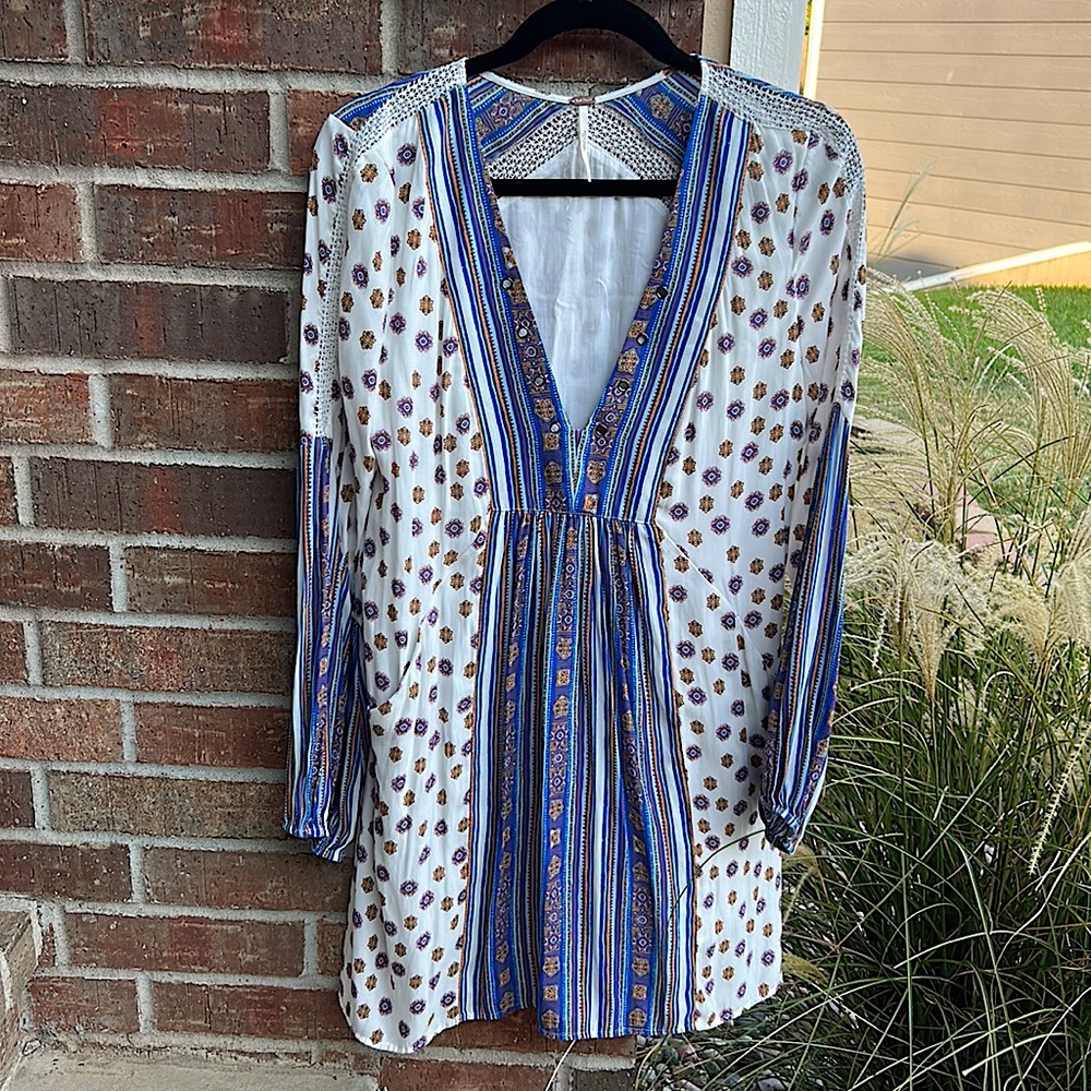 FREE PEOPLE Ladies M Rain 🌧️ Shine ✨ Printed Lace Up Swing Dress